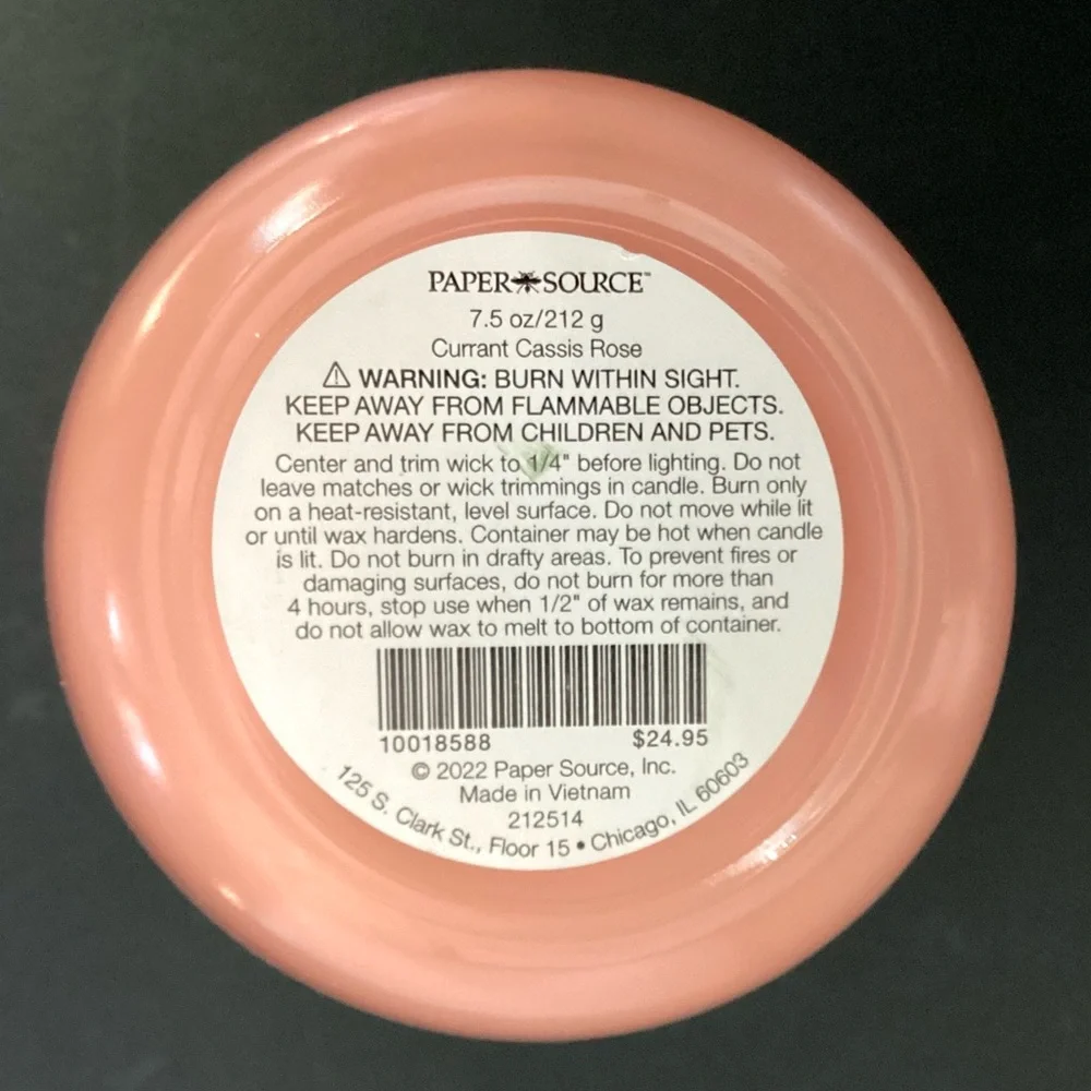 NEW paper source candle 7.5 oz